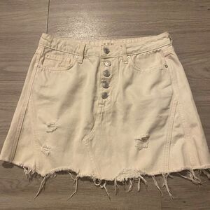 Free People We the Free white button fly short distressed denim skirt size 29